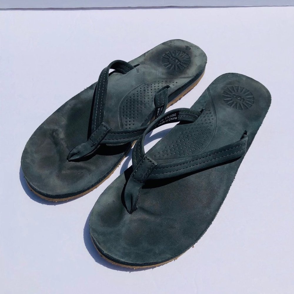 UGG Flip Flop Sandals 6